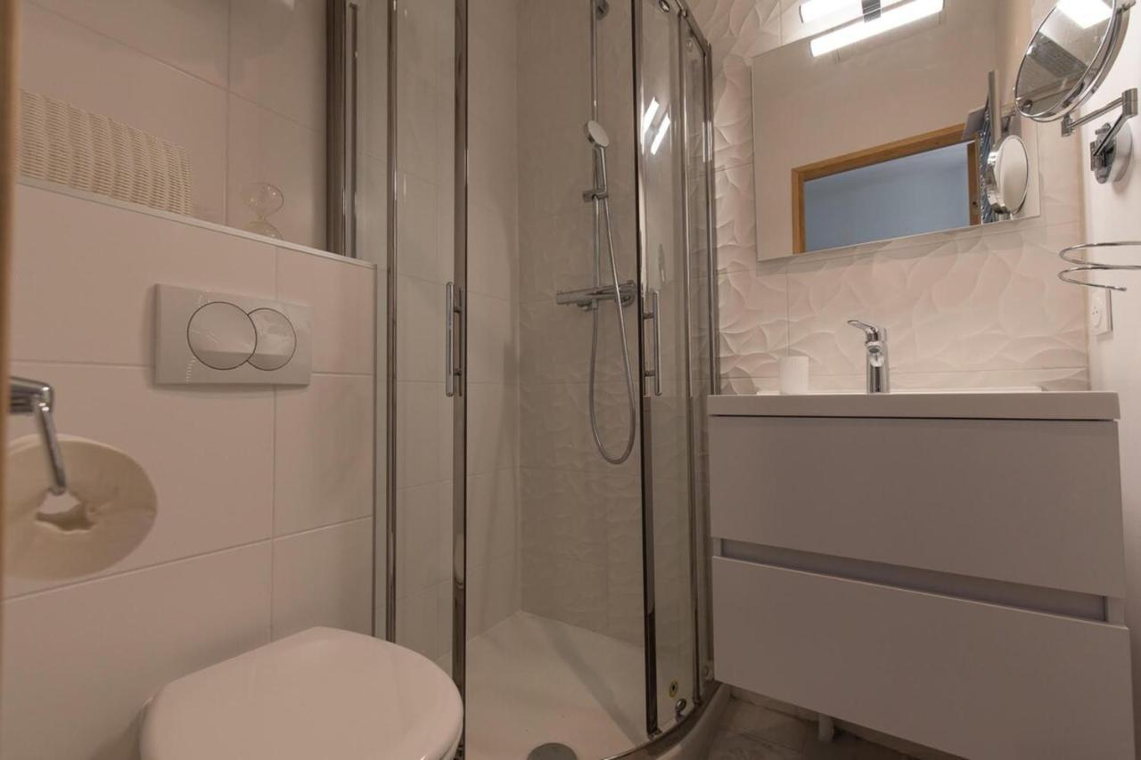 Le Petit Prince- Studio Cosy 2 Pers -Metro Valmy Lyon Luaran gambar